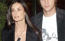Ashton Kutcher e Demi Moore no Brasil-O casal é recebido por Ronaldo