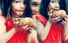 Suri Cruise: a Pequena mais Fashion de Hollywood sempre Lançando Moda