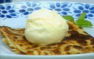 Crepes Coloridos Especiais, Recheados com Maçã da Ana Maria Braga