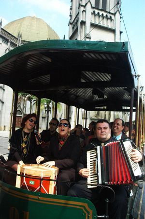 Música no Bonde – Passeio no Centro Histórico de Santos – Confira