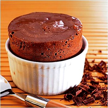 Suflê Glacê de Chocolate – Sobremesa Doce e Gelada – Saiba Como Fazer