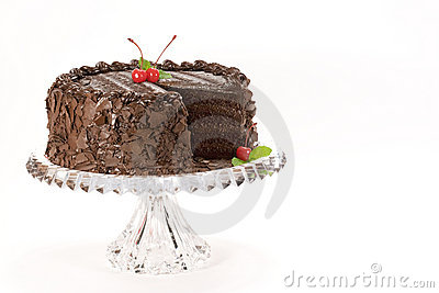 Receita de Bolo de Festa Trufado Passo a Passo – Confira