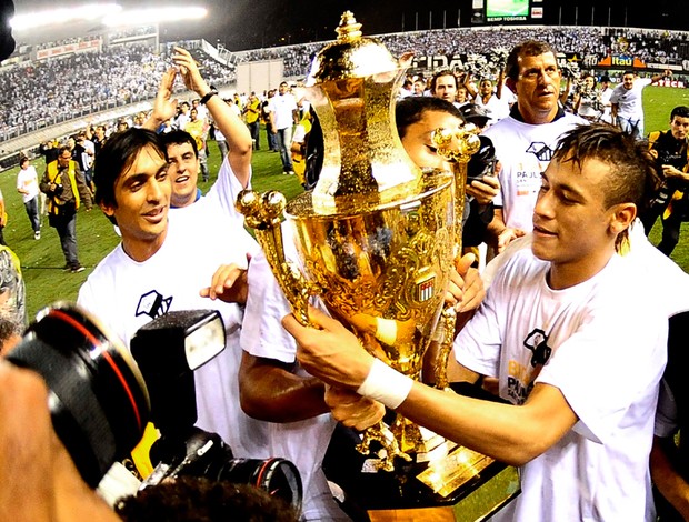 Santos é Bicampeão Paulista: Tudo Vitória e a Comemoração 15/05/2011