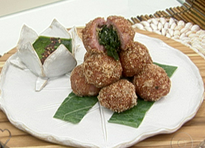 Bolinho de linguiça e Pesto de couve da Ana Maria Braga – Passo a Passo