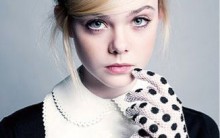 Elle Fanning Arrasa com suas Roupas: Irmã de Dakota é Ícone Fashion