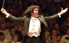 Entrevista Dada pelo Maestro Venezuelano Gustavo Dudamel à Revista Època