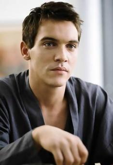 Jonathan Rhys Meyers Tenta Suicídio – Ator Teria Tentado se Matar