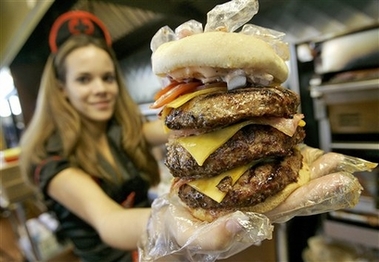 Dr. Jon quer abrir “Heart Attack Grill” no Brasil com Lanche Calórico