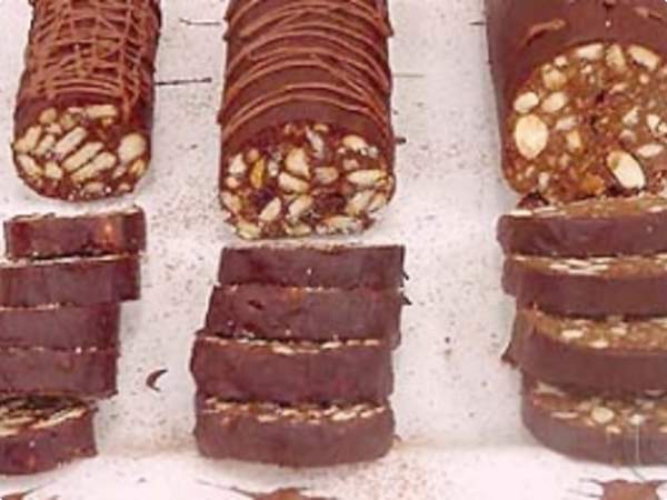 Receita de Salame de Chocolate Passo a Passo da Ana Maria BragaConfira