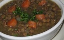 Sopa de Lentilha Saborosa Nutritiva saudável para Esquentar no Inverno