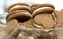 Receita de Biscoito de Chocolate e Nozes com Recheio de Limão da Ana Maria Braga