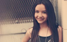 Menina de 13 anos Faz Sucesso No YouTube Cantando – Madde Jane-Confira