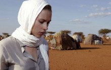 Scarlett Johansson Visita o Quênia 26/09/11: Fotos da Atriz no país