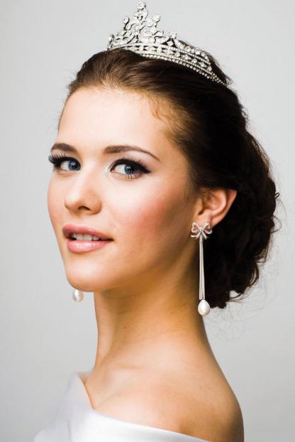 Tiaras para Noivas Moda 2012: Lindos Modelos, Cabelos Soltos e Presos