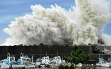 Tufão Roke Mata Cinco Pessoas-Deixa o País Sem Energia com Desabrigados