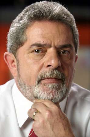 Lula Será Submetido a Quimio para Tratar Câncer na Laringe. 29/10/2011