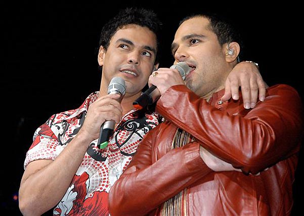 Fim da Dupla Zezé di Camargo e Luciano  – Anuncio Show de Curitiba 27/10/11