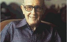 Poema de Carlos Drummond de Andrade – O Tempo Passa – Dia Drummond “D”