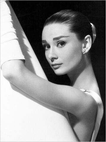 Tudo sobre Audrey Hepburn: Pôsters, Cartazes, Biografia da Linda Atriz