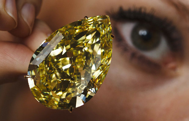 Diamante Amarelo “Sun-Drop” Deve Alcançar US$ 15 Milhôes- Leilão-Suíça