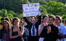 Estudantes se Dividem entre Permanência e Saída da PM da USP, Votos