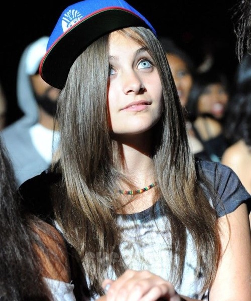 Paris Jackson Estreia em Filme de Fantasia: Fotos da Filha de Michael