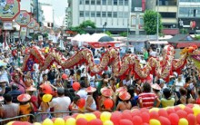 Ano Novo Chinês no Bairro da Liberdade- Desfile Dragão, Leões, Kung Fu