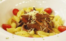 Receita Edu Guedes na R7-Macarrão com Carne de Panela- Leonardo Bricio