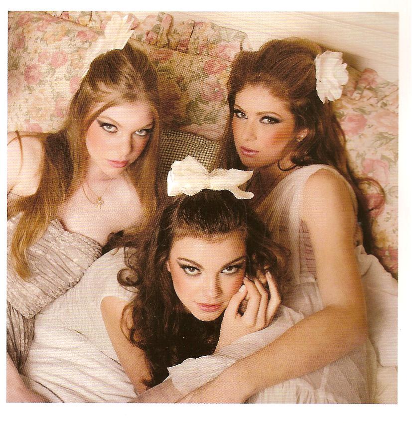 Moda Romântica – Roupas, Looks, Vestidos, Acessórios, Saias, Fotos