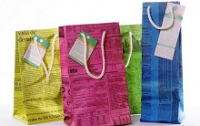 Video de Como Fazer Sacolas de Mercado com Jornal Reciclável