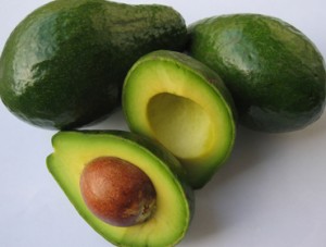benefícios-do-abacate-para-saude