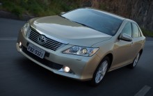 Novos Lançamentos da Toyota no Brasil: Corolla XRS 2013 e Novo Camry