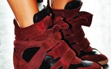 Tênis com Salto Alto Moda: Arezzo, Marcas, Modelos, Como Usar e Preços