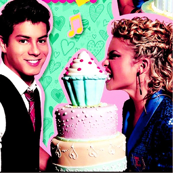 Aniversário de 15 Anos Rebeldes: Festa, Decoração, Bolo, Lembrancinhas