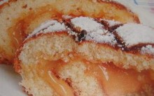 Receita de Rocambole com Doce de Leite, Nozes, Castanhas e Ameixa