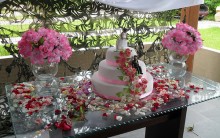 Decoração Mesa de Bolo para Casamento: Decorar a Mesa do Bolo da Noiva