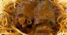 Receita de Bife a rolê  e Macarrão Espaguete com Molho passo a passo