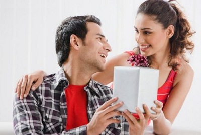 Presentes de Natal para Namorados: Almofadas, Celulares, Roupas etc
