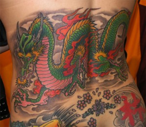 Tatuagens de Dragão: Modelos nas Costas, Dicas e Fotos