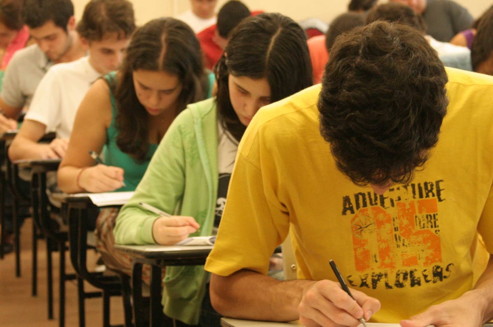 Isenção de Taxa de Inscrição no Vestibular, Alunos de Escola Pública
