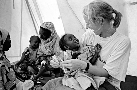 Como trabalhar na “Médicos sem Fronteiras”: Salários, Recrutamento MSF