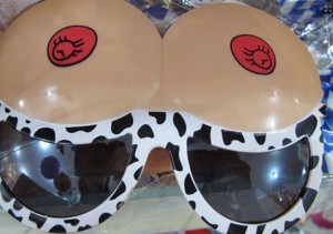mascara-carnaval-seio-mulher