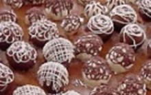 Receita de Bombom de Chocolate e Amendoim Passo a Passo: Como Fazer