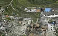 Terremoto na China 3 mil Feridos, 102 Mortos, Fotos, Últimas Notícias