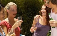 Namoro e Amizades – O Que Fazer para Conciliar Amigos com  Amor