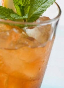 chá-gelado-com-frutas-receita