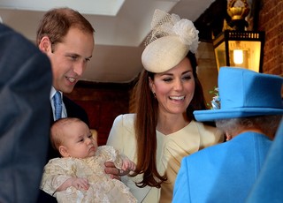 fotos-recentes-príncipe-george-com-kate-william-batizado-george-
