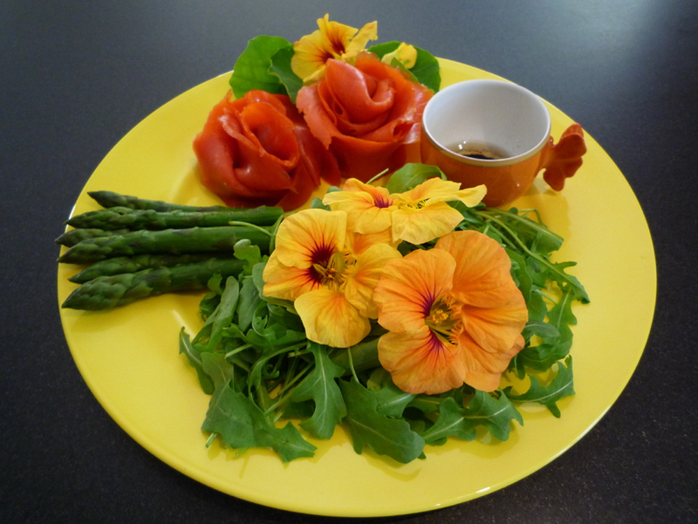 Flores Comestíveis – Onde Comprar, Fotos em Saladas, Decoração de Bolo
