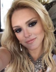 isabelle-drummond-megan-geração-brasil-batom