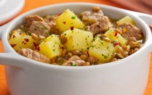 Lentilha com Músculo – Receita de Prato Econômico com Carne, Rende Bem